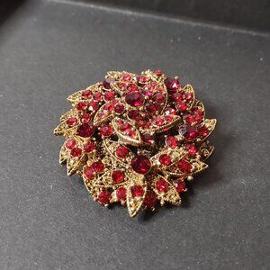 Very Pretty Red And Gold Tone Brooch